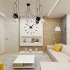 дизайн интерьера гостиной, гостиная в современном стиле, настенные часы в интерьере, люстра системы "паук"